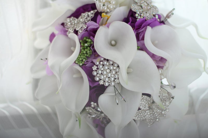 IFFO New Bridal Bouquet, Wedding Flowers, Calla Lilies, Artificial Flowers, Waterfalls, Water Drop Style, Collection Decorations (Purple) - Image 4